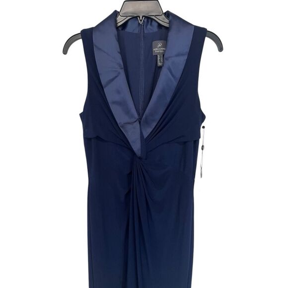 NWT ADRIANNA PAPELL | Matte Jersey Twist Front Tuxedo Long Gown In Midnight 6 - Picture 7 of 14